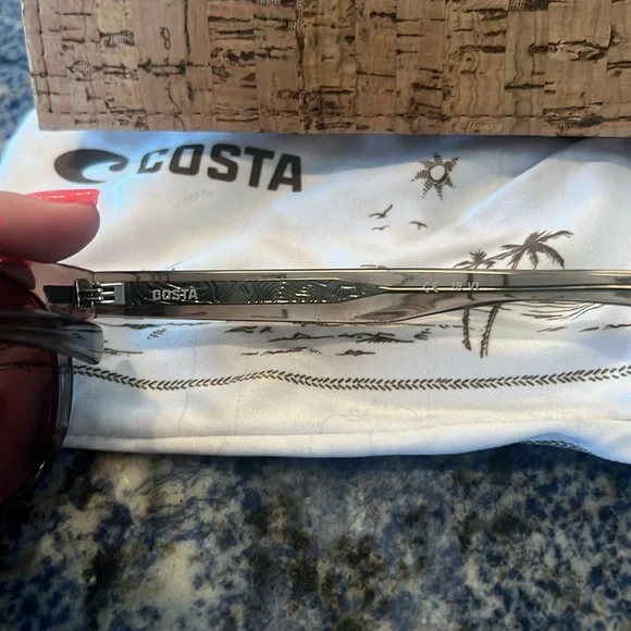 Costa sunglasses - Picture 3 of 6